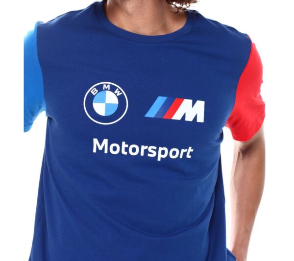 die sich auf nachhaltige Landwirtschaft wie Wassermanagement und Schutz der Bodenqualität konzentrieren.  Regular Fit.  Gerippter Rundhalsausschnitt.  BMW M Motorsport Logo in Brusthöhe.  Rundhalsausschnitt mit kurzen Ärmel.