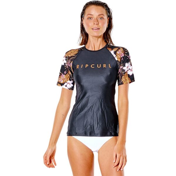 Rip Curl UV Surf Tees sind für maximale Leistung und Schutz bei allen Wassersportarten und Outdoor-Aktivitäten konzipiert. Diese Kleidungsstücke bieten zertifizierten 50+ UPF-Schutz mit hochwertigen Stoffen.