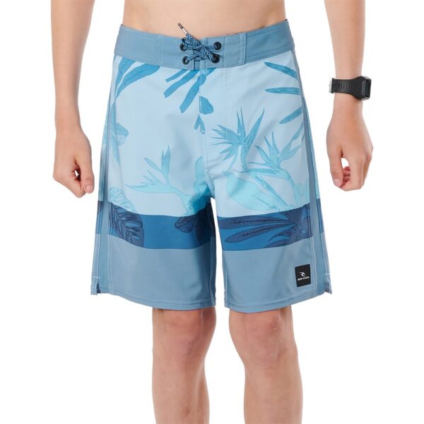 Mirage Fader – Boardshorts für Jungen. Die Mirage Fader sind coole Boardshorts aus strapazierfähigem Mirage Core-Stretchmaterial für Jungen. Mit einer Beinlänge von 16“ ist diese knielange Badehose mit funktionellem 3-D-Druck der Sommerhit dieses Jahres.