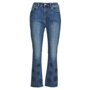 Desigual  3/4 Jeans DENIM_GALA  Blau In Damengrößen erhältlich. DE 34.  Jetzt DENIM_GALA  von Desigual  auf Spartoo.de versandkostenfrei bestellen! 5% Rabatt mit Code: 5JULDEBF