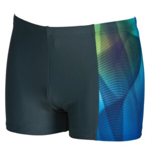 arena Badehose Herren Quark Schwimmshort 000112 aus Max Fit Material arena Quark Badehose für Trainings und Freizeitschwimmer. Durch sein Max Fit Material wirst Du lange Freude an deiner Badeshort haben. Eine Kordel im Bund sorgt für den perfekten Sitzt. Max-Fit Material Stoff sorgt für eine perfekte Passform und besten Komfort auf der Haut. Seitenlänge:  ca. 27 cmMax-Fit MaterialBund mit KordelFlache NähteVorderseite gefüttertlanglebig und chlorresistentMaterial: 100% PolyesterBezeichung: M Hypnos Short