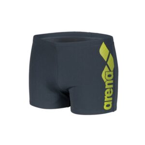 arena Badehose Herren aus Max Life MaterialModerne Badehose von arena für Herren. Sie ist ideal geeignet für Fitness- und Trainingsschwimmer. Aus chlor- und salzwasserbeständigem Material mit integriertem UV-Schutz. Die teilweise abgefütterte Vorderseite schafft ein angenehmes Tragegefühl. Über die innenliegende Kordel lässt sie sich leicht anpassen