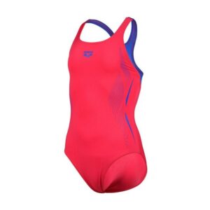 arena Badeanzug Mädchen Swim Pro Back schnelltrocknend und chlorresistentUnser Graphic Swim Pro One-Piece ist ein kontrastreicher Badeanzug für Mädchen mit sportlicher Ausstrahlung. Die Vorderseite ist mit unserem Namen x 3 in einem lebendigen Ton verziert und die Rückseite hat einen coolen Ausschnitt und einen farbenfrohen Einsatz. Dieses Design ist aus einem schnell trocknenden