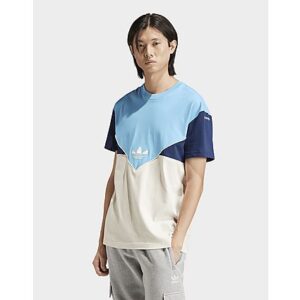 Dieser adidas T-Shirt sorgt mit seiner Schnittführung