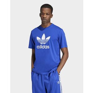 Schön klassisch und clean. Dieses adidas T-Shirt verpackt ein Stück Geschichte in einem angesagt-lässigen Piece. Das legendäre Trefoil Logo als Siebdruck signalisiert deine Connection zur Brand und Verbundenheit zum Sport. Damit du es den ganzen Tag über bequem hast