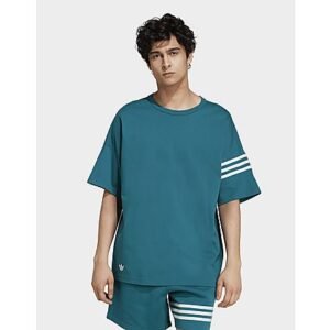 Dieses adidas T-Shirt liefert dir den perfekten Mix aus Komfort und Style. Es ist aus weichem Baumwolljersey und locker geschnitten