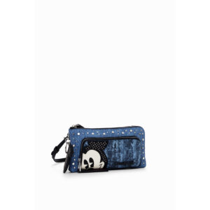 Die Brieftasche Desigual Mickey Denim Edge Lisa ist ein unverzichtbares Accessoire für alle Fans von Disney und der Marke Desigual. Mit seinem einzigartigen und originellen Design wird es in Ihrer sac Handtasche nicht unbemerkt bleiben.Das Portemonnaie ist aus hochwertigem Denim gefertigt