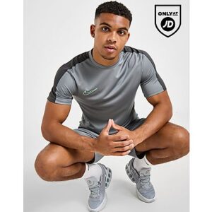 Frischen Sie Ihre Trainingskleidung mit diesem Academy T-Shirt für Herren von Nike auf. Dieses Sport-T-Shirt in der Farbe Smoke Grey besteht aus glattem