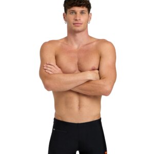 Badehose von Arena. Unser Repreve Fiber-Stoff ist ein leistungsstarker Stoff