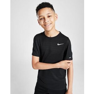 Unabhängig von der Aktivität garantiert dieses Miler T-Shirt für Kinder von Nike