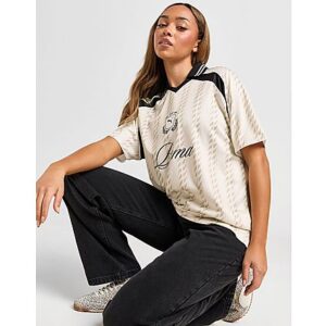 Verleihen Sie Ihrem Look mit diesem Fußball-T-Shirt für Damen von PUMA einen vom Spielfeld inspirierten Stil. Dieses Shirt in der Farbe Off White ist aus leichtem