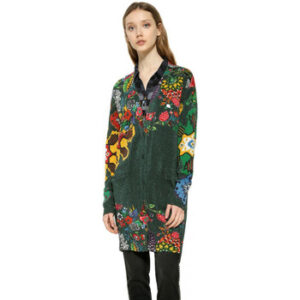 Desigual  Pullover 32680  Grün In Damengrößen erhältlich. EU XS.  Jetzt 32680  von Desigual  auf Spartoo.de versandkostenfrei bestellen! 5% Rabatt mit Code: JUNI24SPDE5