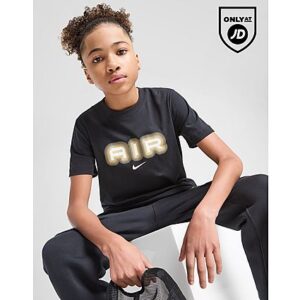 Exclusive to JD. Update your everyday essentials with this juniors' Swoosh Air T-Shirt from Nike. In a Black and Gold colourway