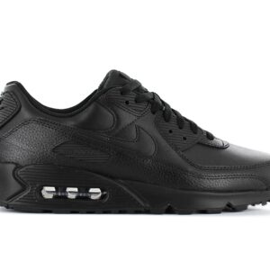 100% Original Nike !  Herstellerfarbe:  Black / Black- Black   Obermaterial:  Leder   Zustand:  Neu  und  Originalverpackt         Der Nike Air Max 90 LTR bleibt seinen Wurzeln als klassischer Laufstyle mit der ikonischen Waffelsohle