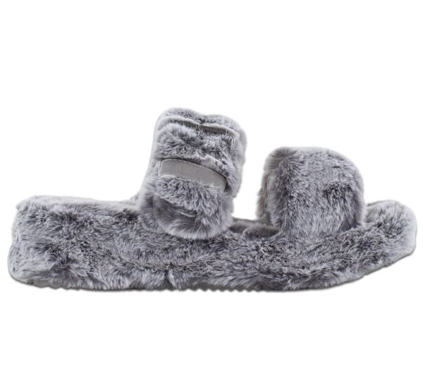 100% Original Skechers !  Herstellerfarbe:  Gray   Obermaterial:  Faux Fur   Zustand:  Neu  und  Originalverpackt         Lässiger Stil und absoluter Komfort vereinen sich in der Skechers Cozy Wedge Sandale. Diese Pantolette verfügt über ein Allover-Faux-Felz-Design und ein gepolstertem Memory-Foam Komfortbett.      Obermaterial