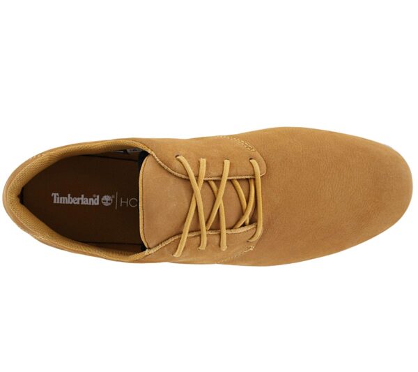 Wasser und Schmutz. Obermaterial aus hochwertigem Nubukleder.  HoverLite comfort Außensohle. EVA-Fußbett.   ReBOTL-Innenmaterial.   Timberland Markenlogo.