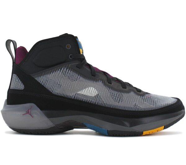 100% Original Jordan !  Herstellerfarbe:  Black / Bordeaux - Midnight Fog   Obermaterial:  Mesh / Synthetik   Zustand:  Neu  und  Originalverpackt         Du hast den Basketball-Style und die Geschwindigkeit. Hol dir die passenden Schuhe