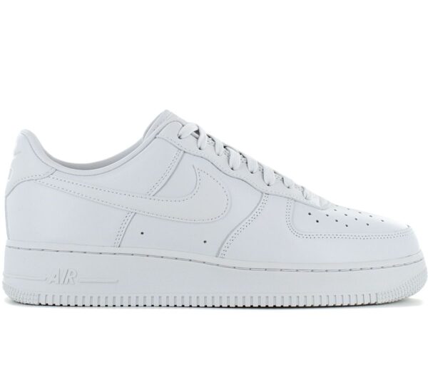 100% Original Nike !  Herstellerfarbe:  Photon Dust / Photon Dust   Obermaterial:  Leder   Zustand:  Neu  und  Originalverpackt         Kein Schuh bleibt für immer neu. Aber dem Air Force 1 07 Fresh gelingt das um ein Haar. Weiches