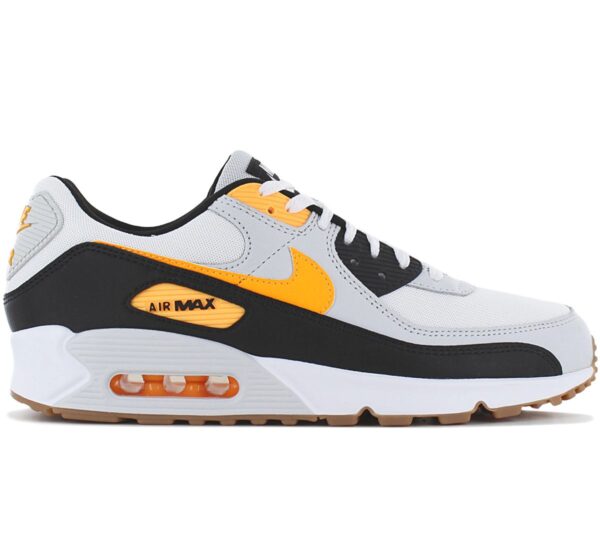 100% Original Nike !  Herstellerfarbe:  White / Photon Dust / Laser Orange   Obermaterial:  Leder - Textil   Zustand:  Neu  und  Originalverpackt         Der legendäre Klassiker Nike Air Max 90 Sneaker ist aus der Schuhwelt nicht mehr wegzudenken und das Highlight in deinem Style. Der Schuh überzeugt durch sein strapazierfähiges Obermaterial