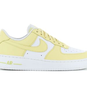 100% Original Nike !  Herstellerfarbe:  Soft Yellow / Summit White / Soft Yellow   Obermaterial:  Echtleder   Zustand:  Neu  und  Originalverpackt         Mit diesem legendären Klassiker punktest du in Sachen Style. Dieser Sneaker kombiniert geschmeidiges Leder in lebhaftem Gelb für erstklassigen Style. Außerdem sorgt es nicht nur für Tragekomfort auf dem Hallenparkett