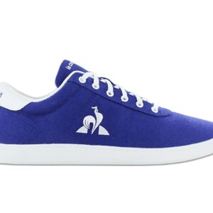 100% Original Le Coq Sportif !  Herstellerfarbe:  Sodalite Blue   Obermaterial:  Textil - Canvas   Zustand:  Neu  und  Originalverpackt         In diesem Modell von Le Coq wirst Du keine Müdigkeit verspüren. Der Allrounder für coole Street Styles heißt Court One. Eine strapazierfähige Stoffeinlage sorgt für hervorragende Fußdämpfung und Belüftung.      Obermaterial aus Canvas fühlt sich vom ersten Tag an bequem an.  Vom Tennis inspirierte Schuhe.  Schnürung für individuellen Style und optimalen Sitz.  Komfortable Polsterung am Bund und Zunge.  Laufsohle aus Gummi.  Metallösen.  Farblich abgestimmtes gesticktes Logo an der Seite.  Aufgedrucktes Logo auf der Zunge.  Geprägtes Logo an der Ferse.  Innenfutter Textil.