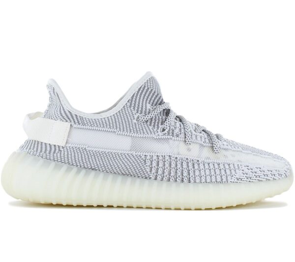 100% Original Adidas !  Herstellerfarbe:  Static / Static / Static   Obermaterial:  Primeknit   Zustand:  Neu  und  Originalverpackt       adidas Yeezy 350 V2 Static - (Non-Reflective) - limitierte Sneaker.     Adidas hat die langjährige Partnerschaft mit Kanye West