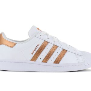 100% Original Adidas !  Herstellerfarbe:  Cloud White / Copper Metallic / Core Black   Obermaterial:  Leder   Zustand:  Neu  und  Originalverpackt         In den 70ern wurde er ursprünglich als Basketballschuh designt und in den 80ern dann von der Hip-Hop-Szene entdeckt. Heute ist der adidas Superstar eine echte Streetwear-Ikone und nicht mehr von unseren Füßen wegzudenken. Als absolutes Signature-Detail ist die stylishe und schützende Shell Toe fester Bestandteil des Looks. Genau wie damals auf dem Basketball-Court. Auch im Alltag kommt sie ganz schön praktisch ? egal