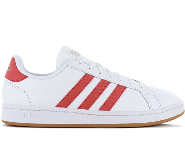 100% Original Adidas !  Herstellerfarbe:  Cloud White / Crew Red / Gum   Obermaterial:   Leder - Synthetik   Zustand:  Neu  und  Originalverpackt         Mit seinem weichen Obermaterial  ist der adidas Grand Court der perfekte Alltagsheld. Die 3-Streifen entlang der Seiten machen das Signature-Design perfekt. Außerdem sorgt die weiche Dämpfung der Zwischensohle für perfekten Tragekomfort mit jedem Schritt.      Regulär geschnitten.  Polsterung am Bund und Zunge.  Bequeme Cloudfoam Einlegesohle.  Gummiaußensohle.  adidas Logo.  Schnürsenkel.  Innenfutter Textil.