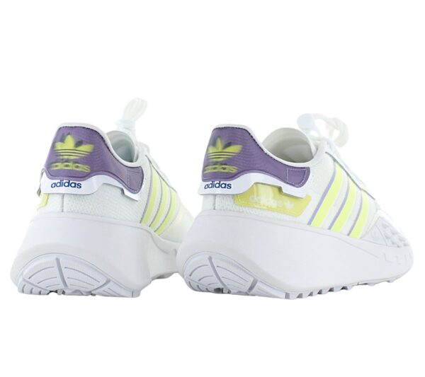 ist dieser adidas Choigo-Tennisschuh aus robustem Textil und Mesh