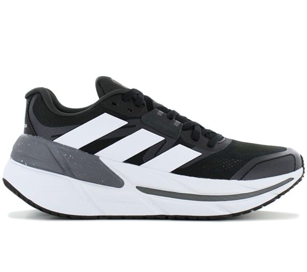 100% Original Adidas !  Herstellerfarbe:  Core Black / Cloud White / Carbon   Obermaterial:  Mesh - Synthetik   Zustand:  Neu  und  Originalverpackt         Der Adistar CS ist von der Idee fortwährender Bewegung inspiriert und unterstützt dich dabei