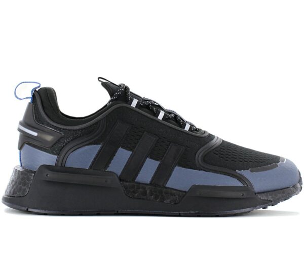 100% Original Adidas !  Herstellerfarbe:  Bright Royal / Black Blue Met. / Silver Metallic   Obermaterial:  Textil - Mesh   Zustand:  Neu  und  Originalverpackt         Mit diesem adidas NMD V3 Schuh setzt du auf progressiven Style. Die Gummiaußensohle ist die perfekte Basis für dieses innovative Design