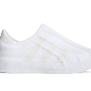 100% Original Adidas !  Herstellerfarbe:  Ftw white / Cloud White / Ftw white   Obermaterial:  BIO Schaumstoff aus Zuckerrohr   Zustand:  Neu  und  Originalverpackt         Was für ein futuristischer neuer Sneaker von adidas aus einem neuartigen BIO Schaumstoff aus Zuckerrohr gefertigt.     Diese Version des adidas Superstar zeigt den Shell-Toe Sneaker von einer ganz neuen Seite. Diese klobige Slip-On-Version kommt mit einem Schaumstoff