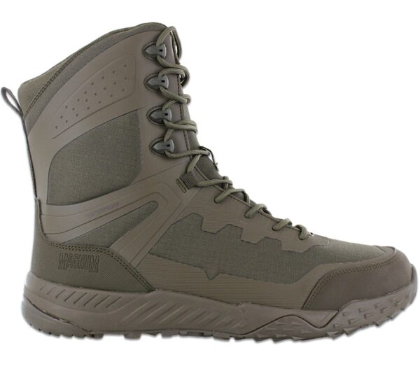 100% Original Magnum !  Herstellerfarbe:  Ranger Green   Obermaterial:  Mesh - Synthetik   Zustand:  Neu  und  Originalverpackt       Der Magnum Ultima 8.0 WP Einsatzstiefel ist der erste konsequente Schritt in Richtung zu umweltfreundlichen aber dennoch robusten Schuhen und Stiefeln. Und das ohne jede Einschränkung in der Leistungsfähigkeit!     Die als Bootie eingearbeitete Membran schützt die Füße vor Feuchtigkeit und die Schuhe sind insgesamt federleicht gearbeitet