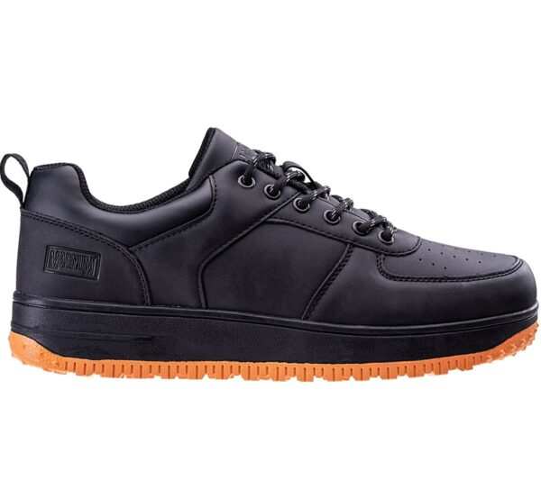 100% Original Magnum !  Herstellerfarbe:  Black / Orange   Obermaterial:  Leder - Synthetik   Zustand:  Neu  und  Originalverpackt        Hochwertige Magnum® Sneaker im modernen Design aus weichem und bequemem Obermaterial passen perfekt zum Alltagsoutfit.       Sehr robuste Sneaker für alle Einsätze.  Die perforierte Vorderseite verbessert die Atmungsaktivität.  Sohle aus EVA-Phylonschaum.  Hervorragende stoßdämpfende Eigenschaften bei gleichzeitig geringem Gewicht.  Einlegesohle: Mesh