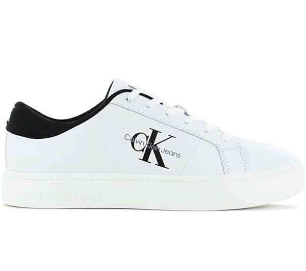 100% Original Calvin Klein !  Herstellerfarbe:  Bright White / Black   Obermaterial:   Leder   Zustand:  Neu  und  Originalverpackt         Klassische Sneaker von Calvin Klein Jeans.Stylish und bequem zugleich.Mit leicht profilierter Laufsohle sind die idealen Schuhe für den Alltag.       Runde Schuhspitze.  Obermaterial aus Leder.  Innensohle aus Stoff.   TPR-Außensohle.  CALVIN KLEIN Markenlogo auf der Seite und Zunge.  Klassische Schnürung.