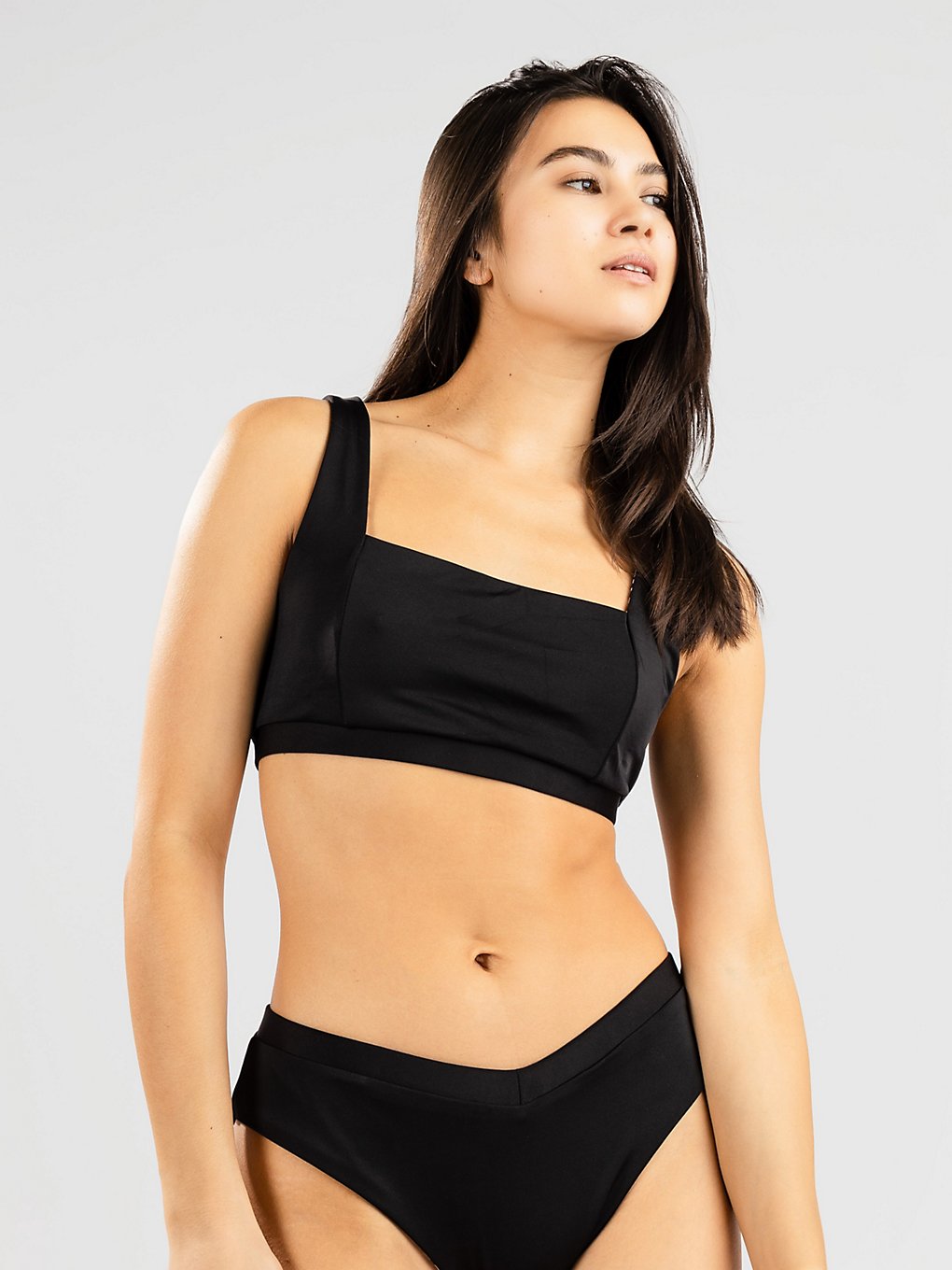 Main Design Rise Bikini Top schwarz